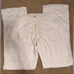 Woman’s Roxy linen pants medium